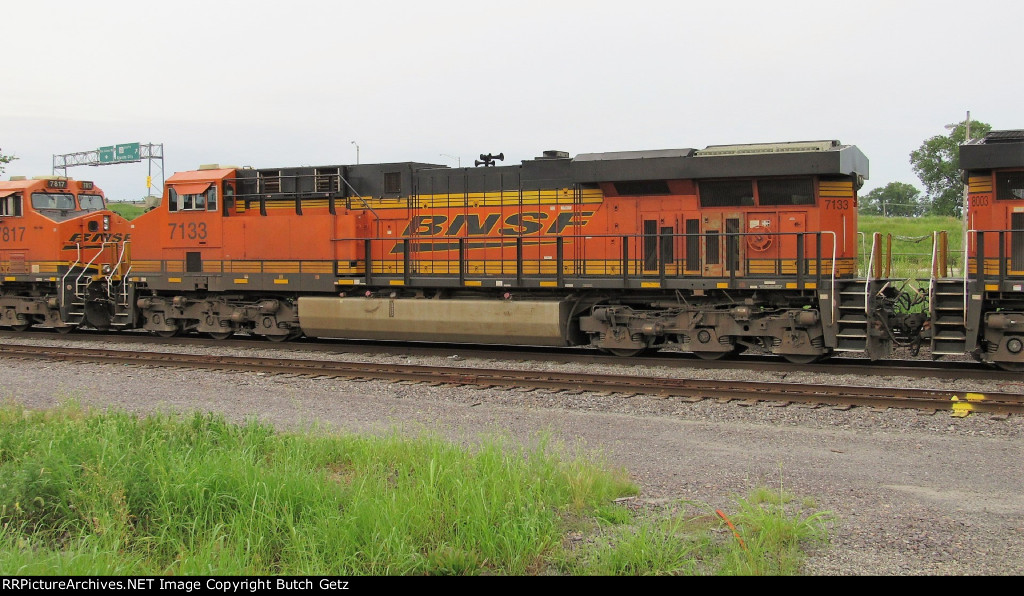 BNSF 7133 